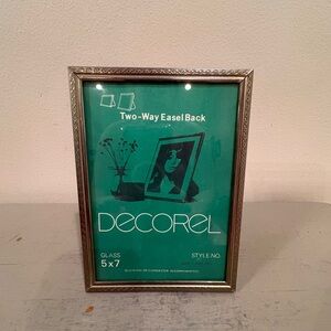 VTG Decorel Gold Toned MCM Metal 5X7 Picture Frame